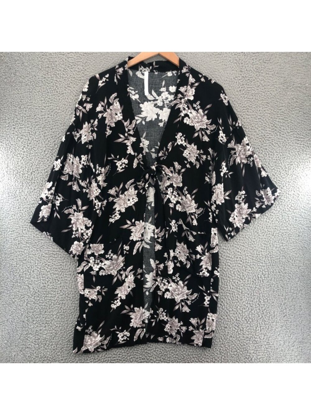 Spiritual Gangster Top Womens One Size Black Floral Kimono Tie Front 1/2 Sleeve